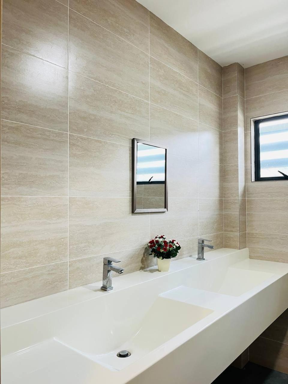 Sofea Mutiara Homestay Ipoh Extérieur photo