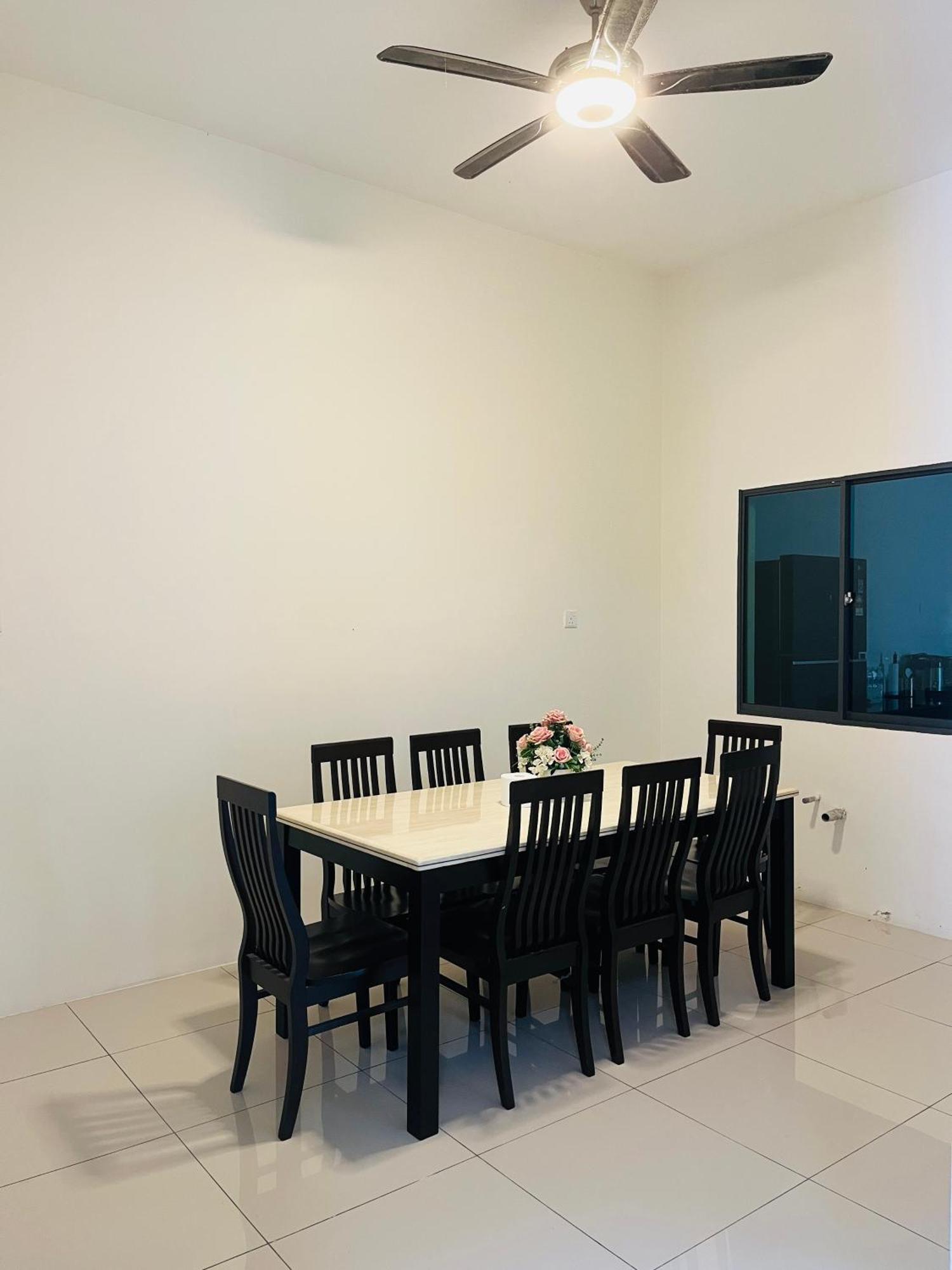 Sofea Mutiara Homestay Ipoh Extérieur photo